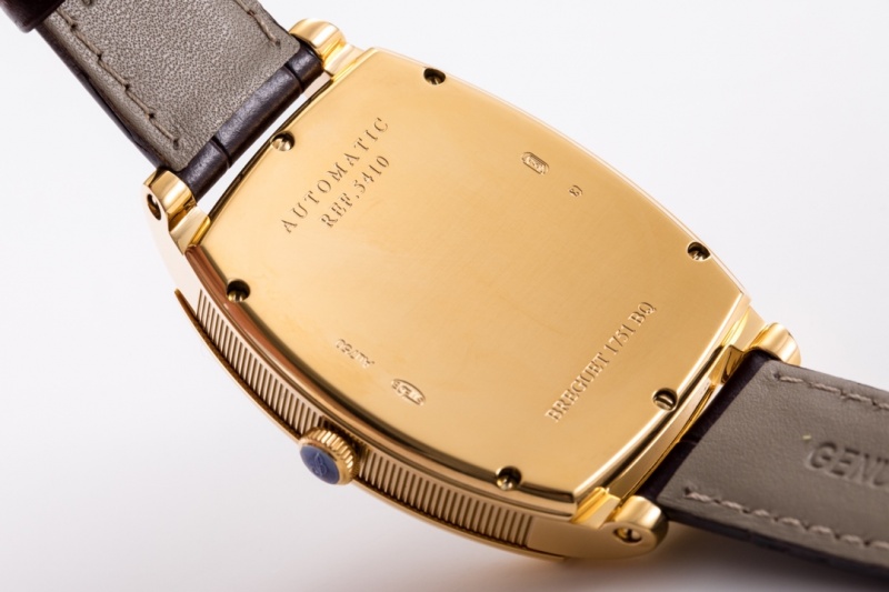 HG出品宝玑传承系列大日历显示腕表后盖