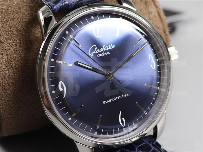 GF厂格拉苏蒂原创20世纪复古腕表表盘